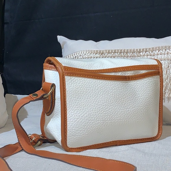 Dooney - Picture 3 of 3